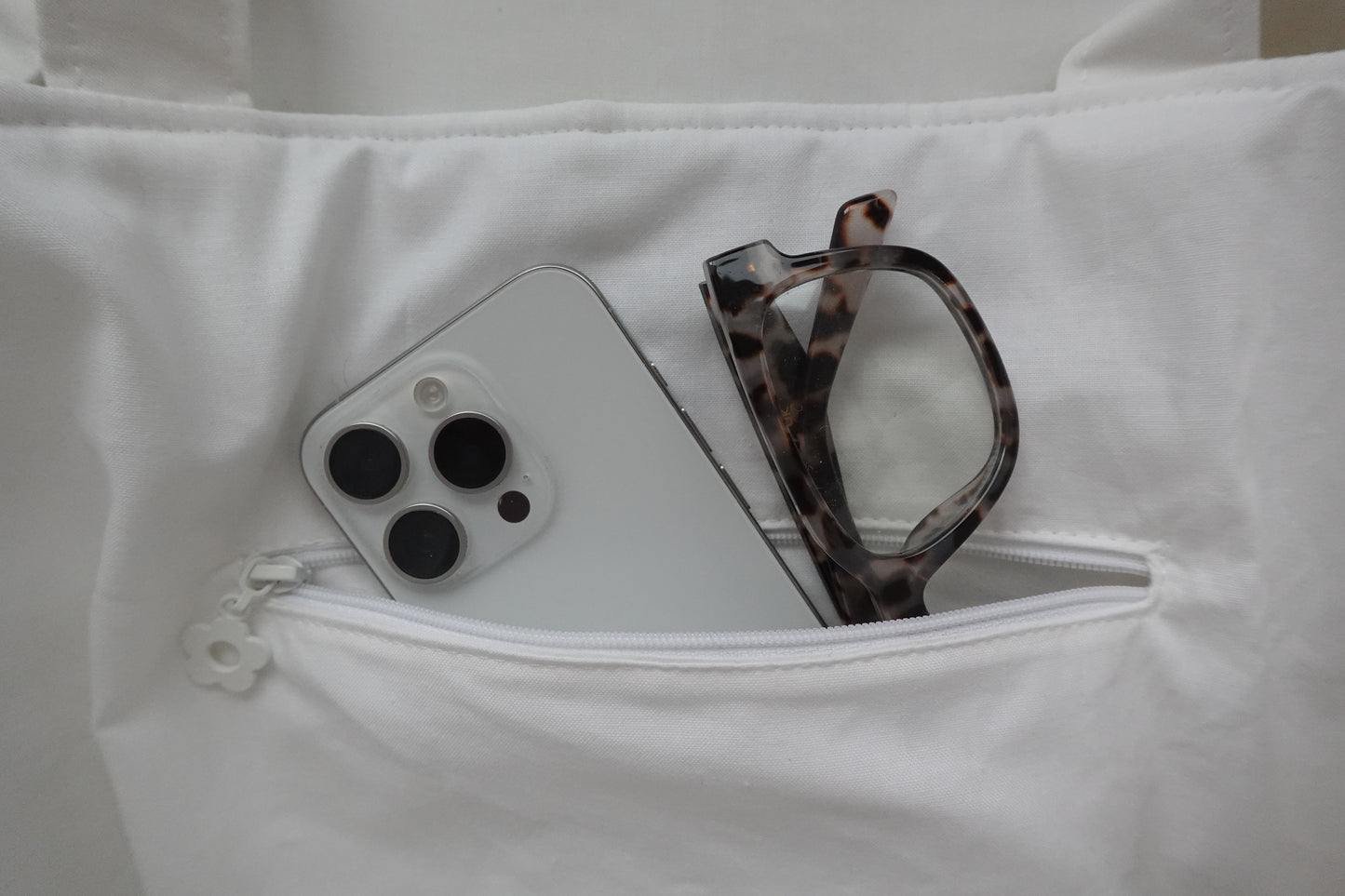Garden Grace Tote Bag